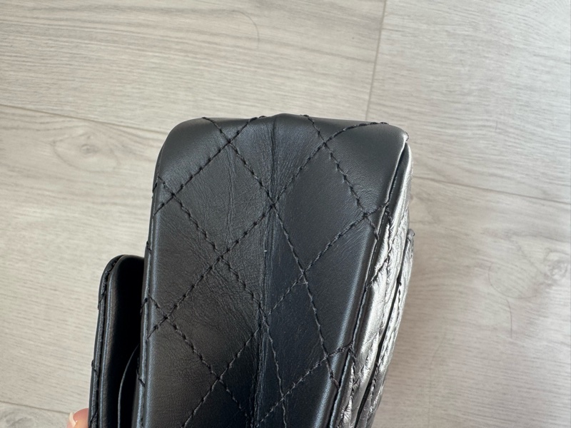 小巴黎二手名牌真品Chanel 2.55  黑銀 24公分 小號 有卡 購證-38