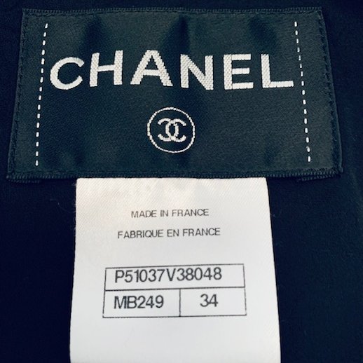 Chanel 15P 黑色軟泥外套-23