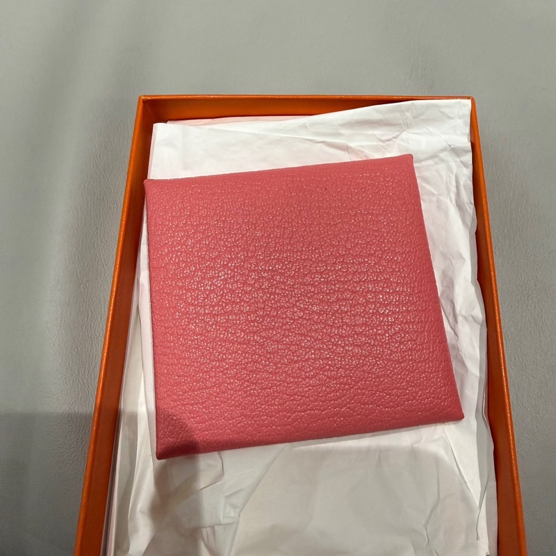 漏價 9.9新愛馬仕 Hermès 小皮件｜Bastia 零錢包/收納包｜粉色 C刻 EPSOM-1