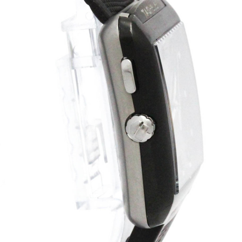 TAG HEUER 專業運動高爾夫系列精鋼石英男士腕錶 WAE1113-8