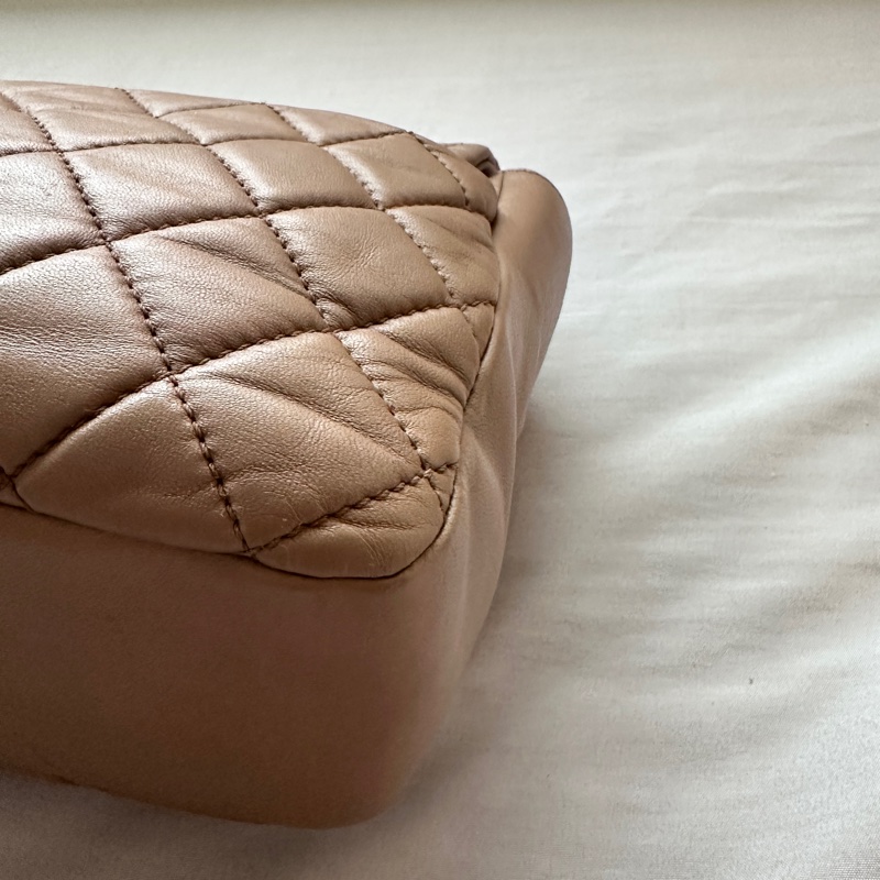 Chanel香奈兒卡其裸色CF單肩斜背機場包 14開 (極珍稀雨衣包)-20