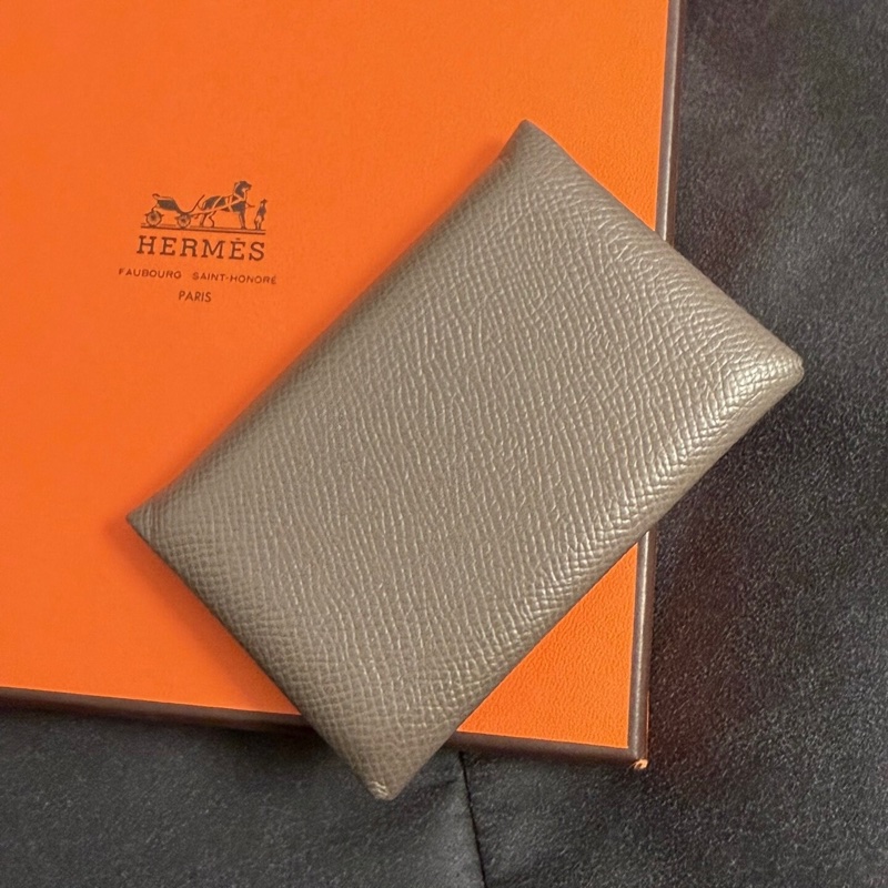 愛馬仕 Hermès Epsom Calvi 大象灰拼牛油果綠 卡包 名片夾 9成新 Y刻-1