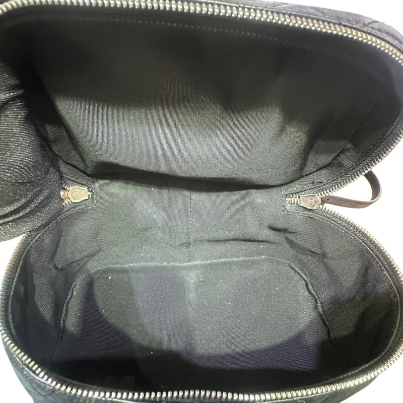 【美收精品】CHANEL黑色皮革透明拼接後背包 4-649-16