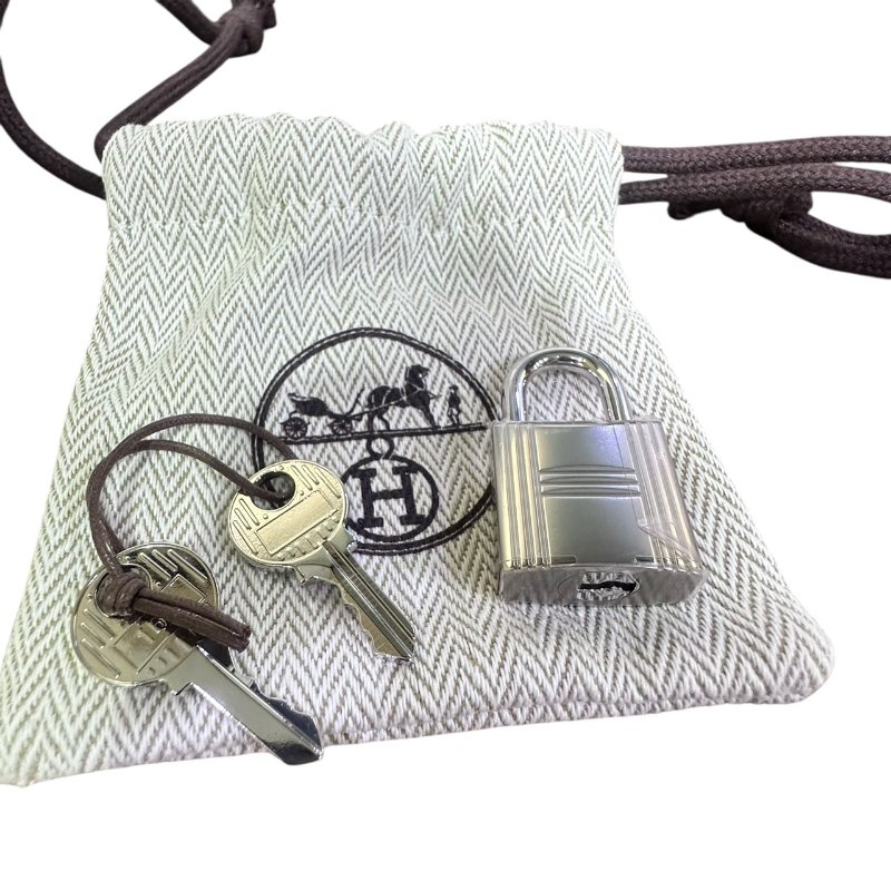 【美收精品】HERMES奶油黃PICOTIN 18 W刻印 4-772-13