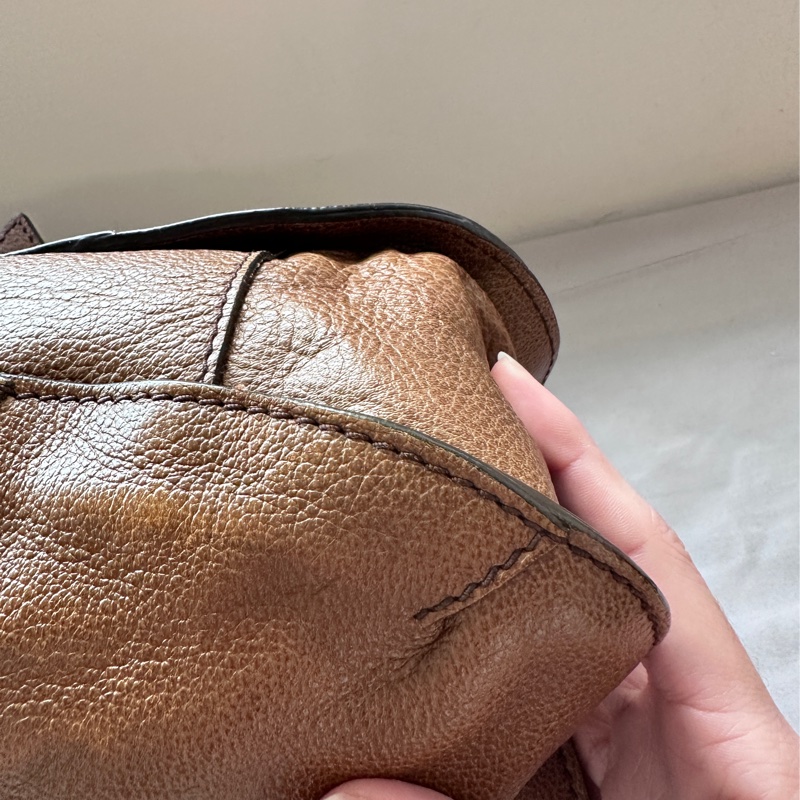 BURBERRY 雙肩帶全牛皮棕色美拉德單肩包-7