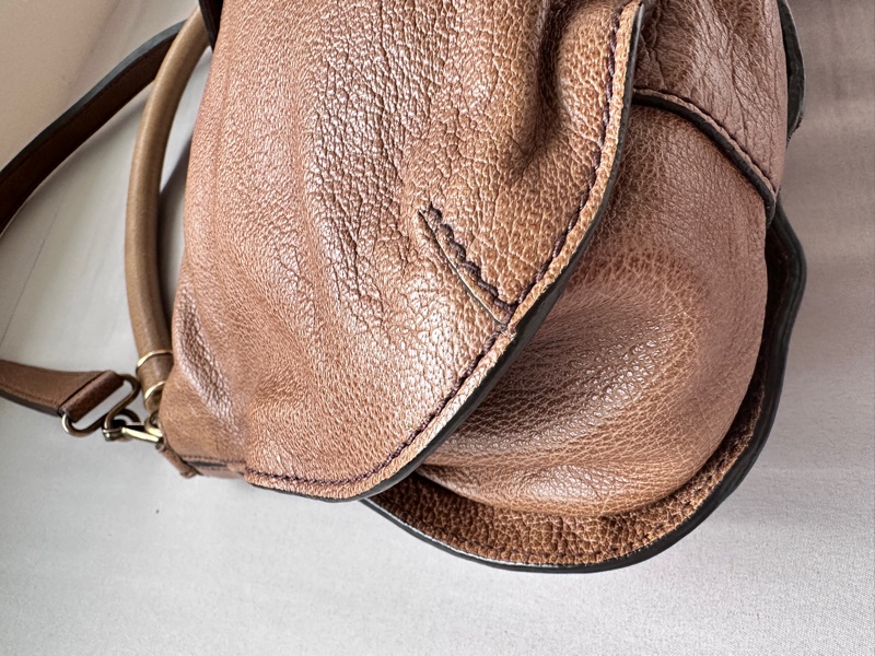 BURBERRY 雙肩帶全牛皮棕色美拉德單肩包-10