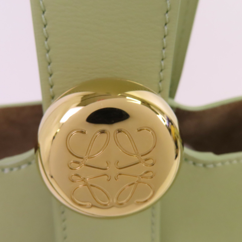 LOEWE 牛皮皮革Pebble Bucket Mini金扣手挽肩背兩用袋-9