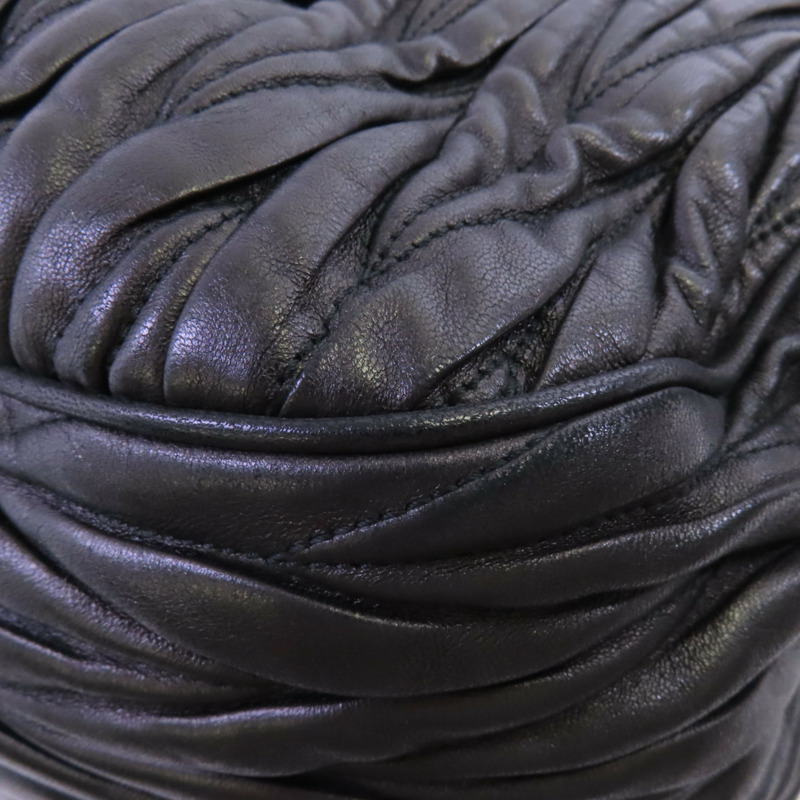 Miu Miu 羊皮皮革Tote Bag金扣肩背袋-6