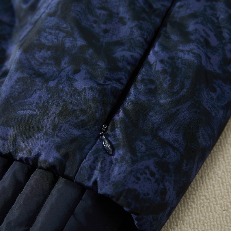 ❤️ MONCLER 雅緻印花圖案 羽絨外套-5