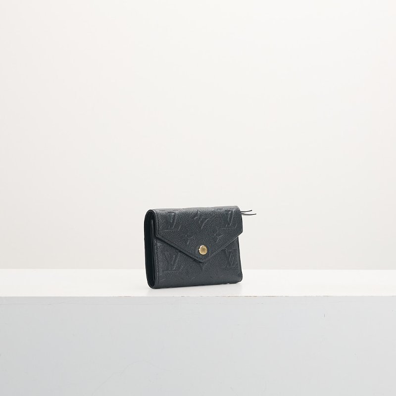 二手Lv Victorine 三折短夾/黑壓紋 晶片款-1