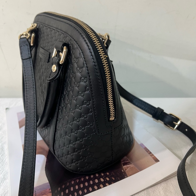 ෆ Gucci 全皮壓紋貝殼包 🈶購證-7