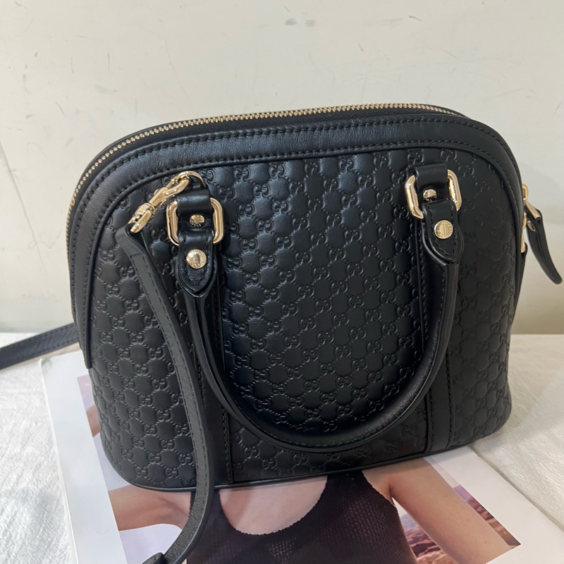 ෆ Gucci 全皮壓紋貝殼包 🈶購證-8