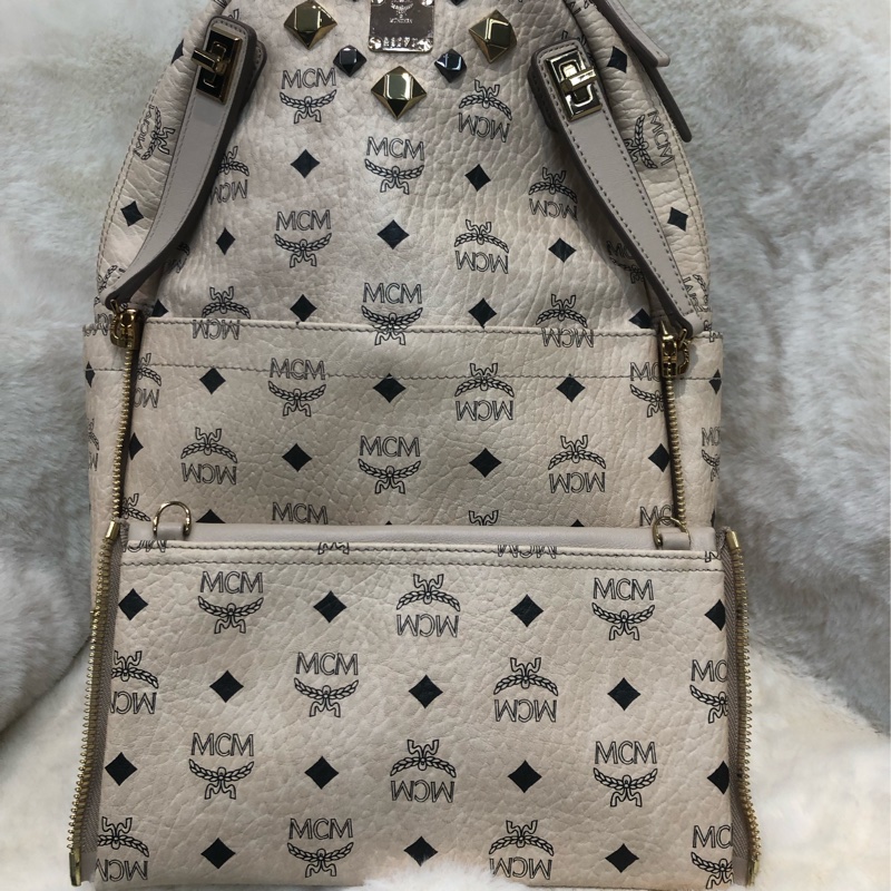 MCM 米杏色 兩用背囊 XB318-9