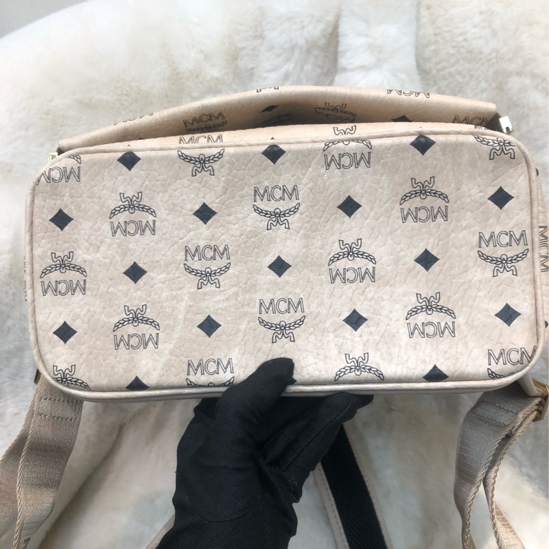 MCM 米杏色 兩用背囊 XB318-10