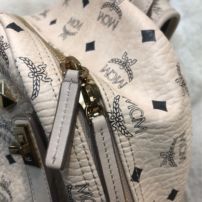 MCM 米杏色 兩用背囊 XB318-17