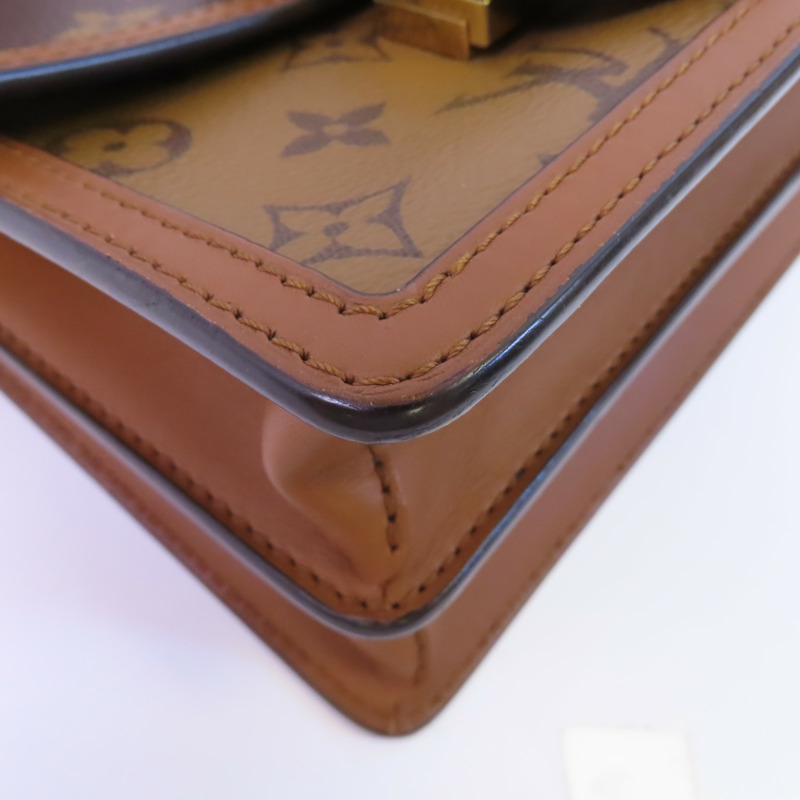 LOUIS VUITTON Monogram Reverse Mini Dauphine金扣肩背袋-5