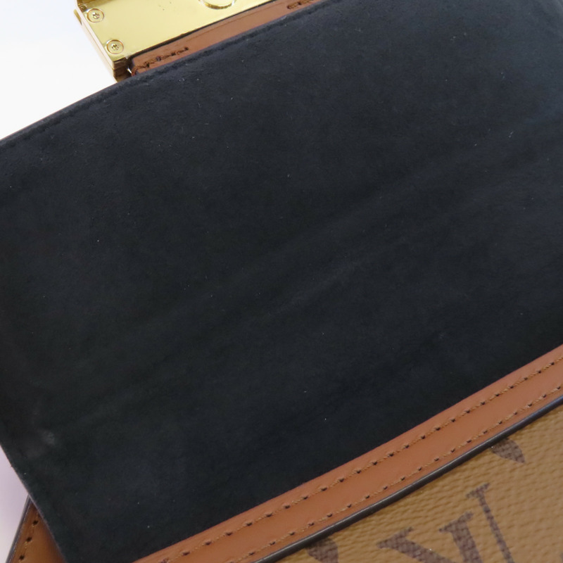 LOUIS VUITTON Monogram Reverse Mini Dauphine金扣肩背袋-11