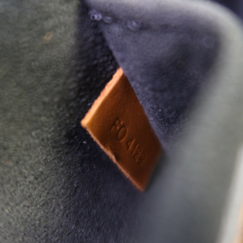 LOUIS VUITTON Monogram Reverse Mini Dauphine金扣肩背袋-14