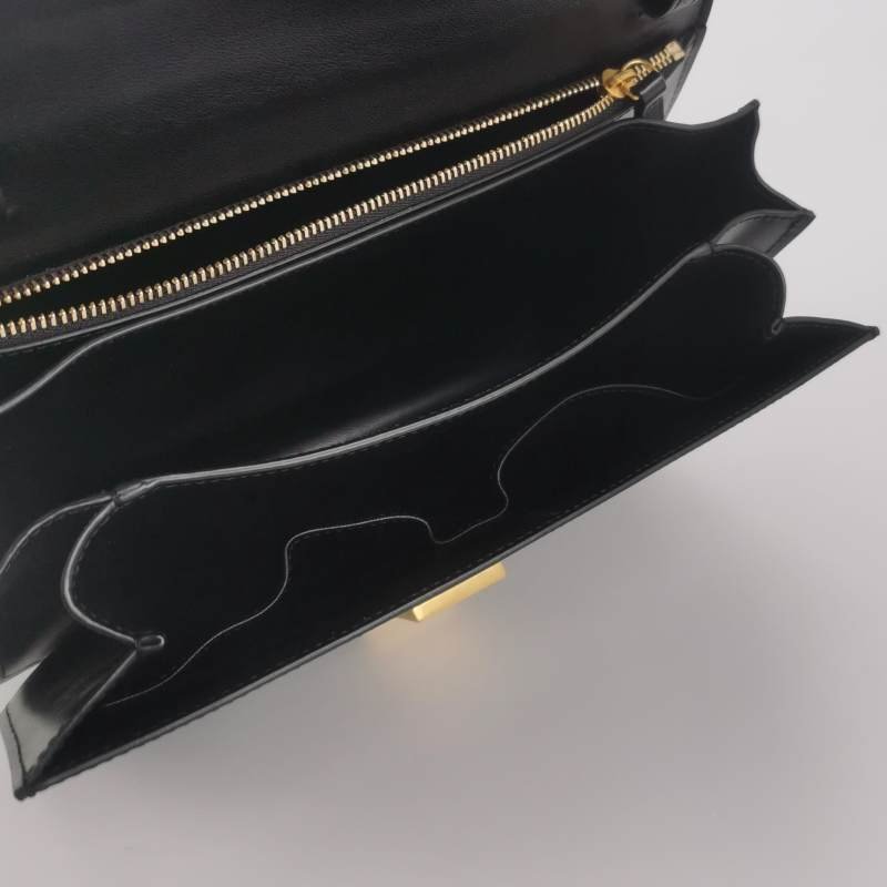 Celine Classic Box豆腐包中號牛皮純色按壓式鎖扣斜挎包單肩包-6