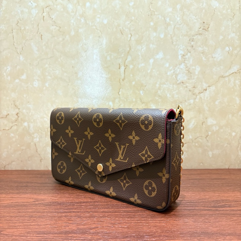 LV新款三合一路易威登Felicie Pochette 經典老花 腋下三合一包包 絨布內里 芯片款-9