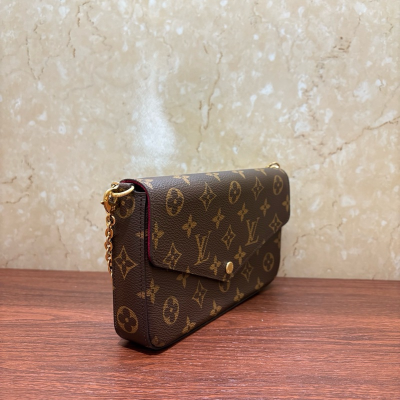 LV新款三合一路易威登Felicie Pochette 經典老花 腋下三合一包包 絨布內里 芯片款-14