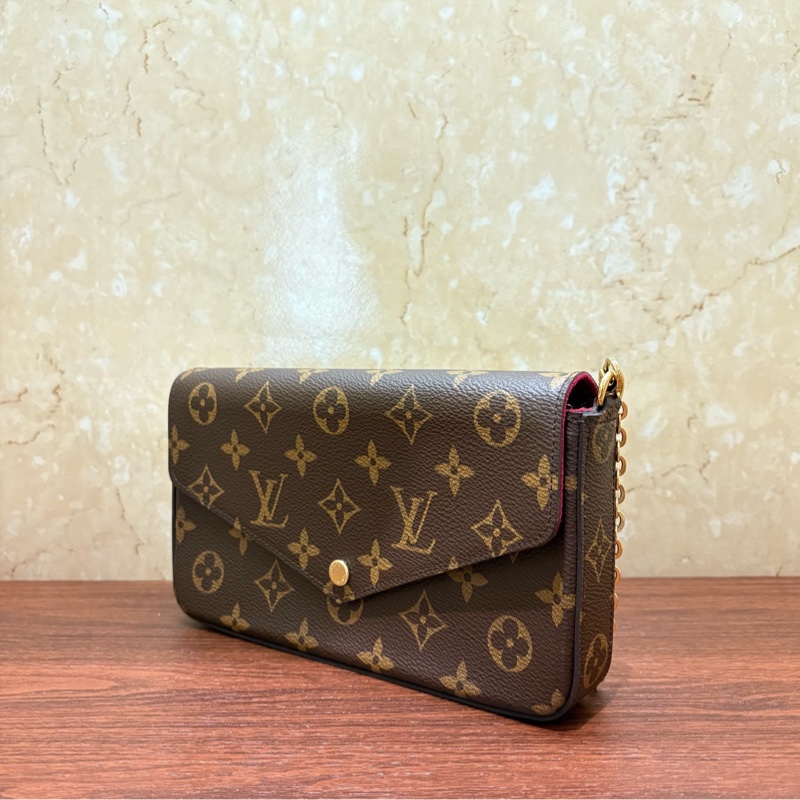 LV新款三合一路易威登Felicie Pochette 經典老花 腋下三合一包包 絨布內里 芯片款-19