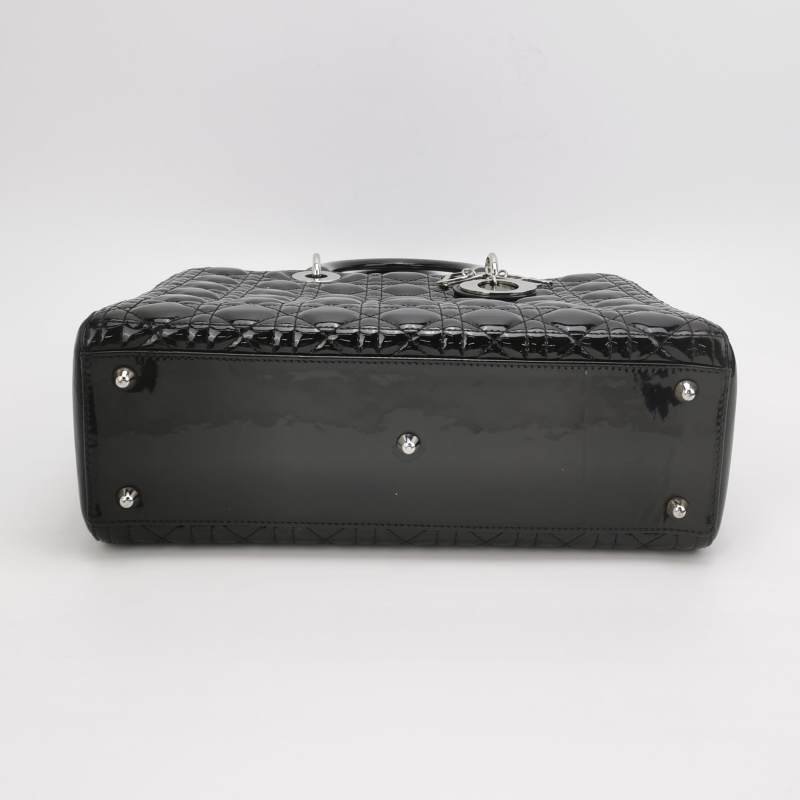 Dior Lady Dior戴妃包大號漆皮藤格紋字母Logo吊飾斜挎包單肩包-5