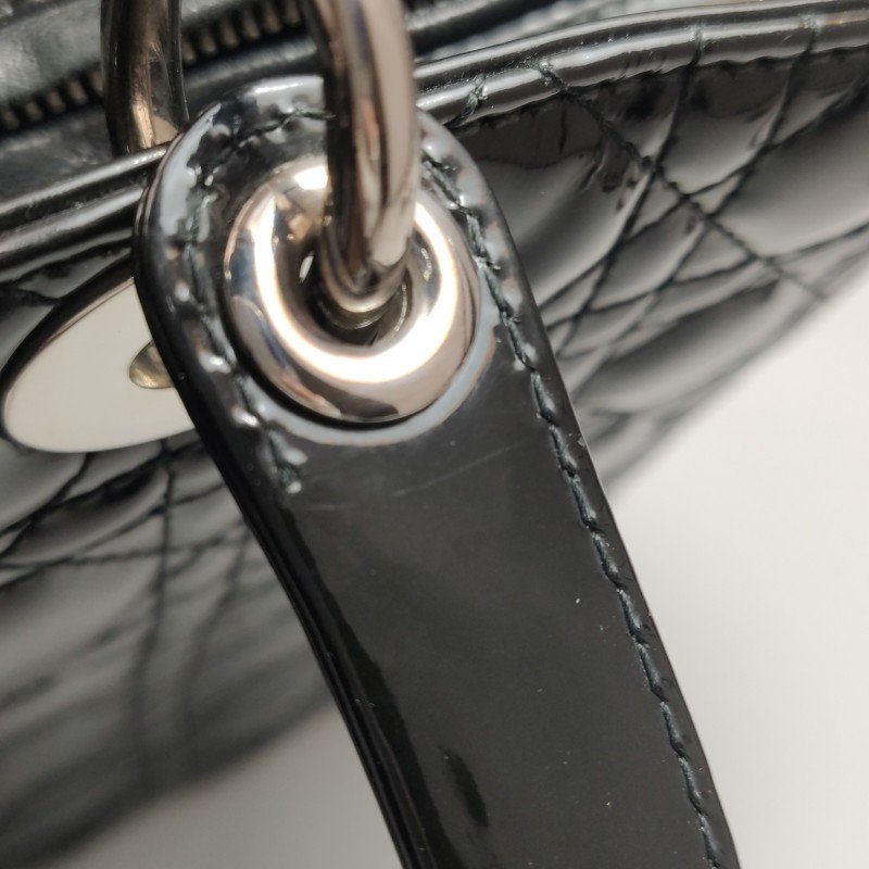 Dior Lady Dior戴妃包大號漆皮藤格紋字母Logo吊飾斜挎包單肩包-22