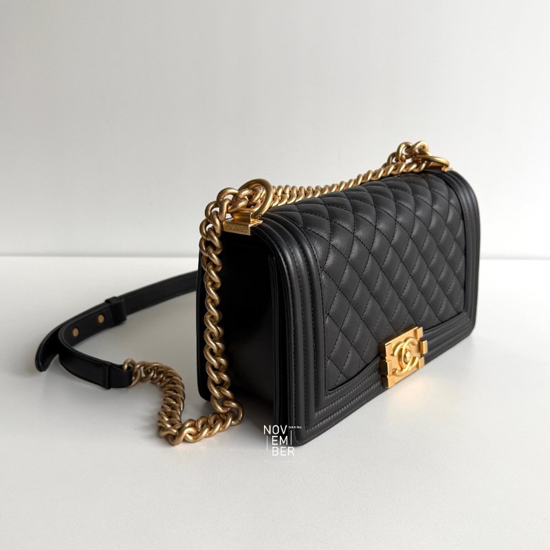 Chanel Boy 25 黑金羊皮-5