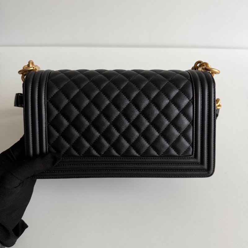 Chanel Boy 25 黑金羊皮-16