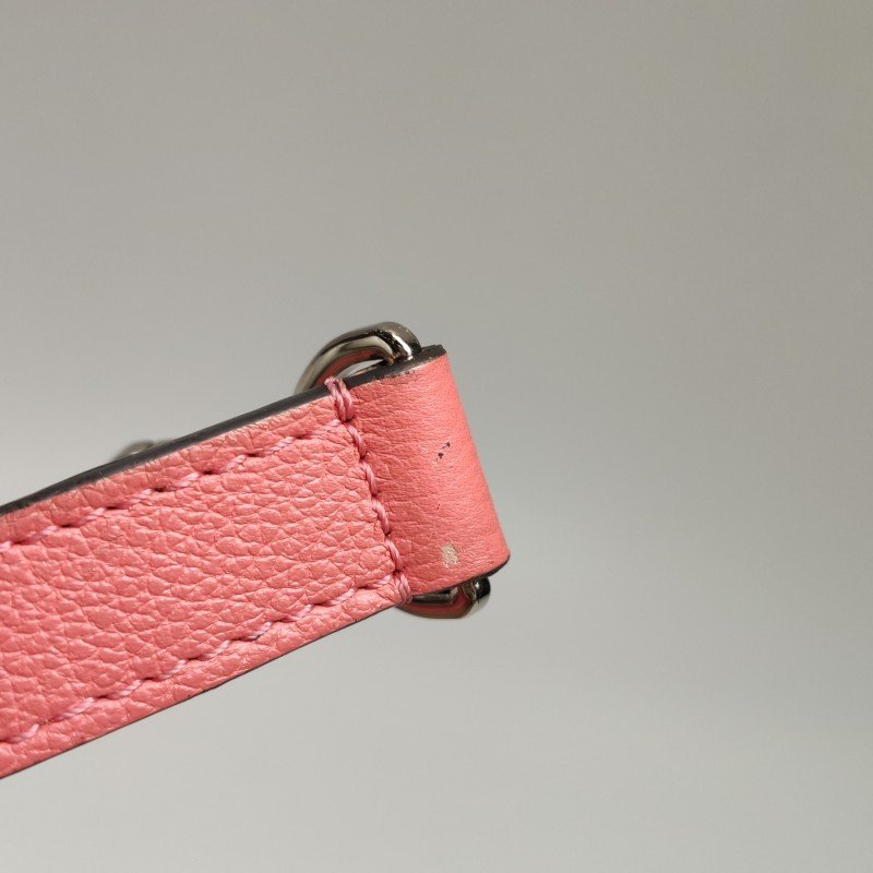 Louis Vuitton(LV)Lockme牛皮撞色LV轉鎖斜挎包單肩包-10