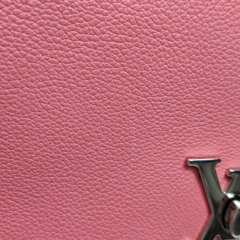 Louis Vuitton(LV)Lockme牛皮撞色LV轉鎖斜挎包單肩包-16