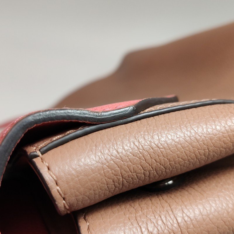 Louis Vuitton(LV)Lockme牛皮撞色LV轉鎖斜挎包單肩包-20