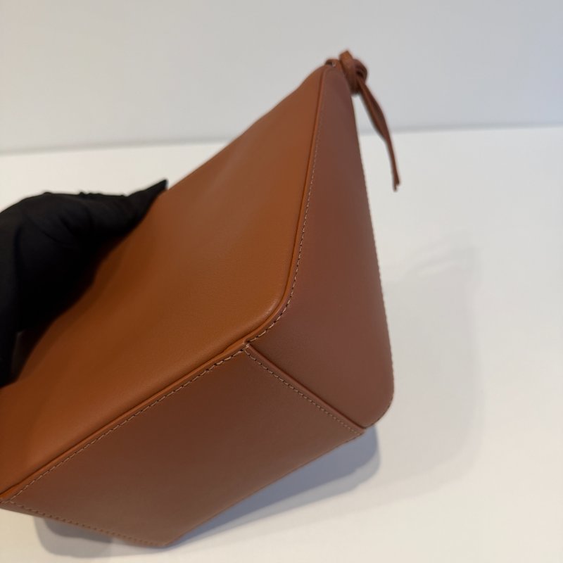 閒置新🙌🏻 LOEWE 羅意威 Hammock Hobo 棕-14