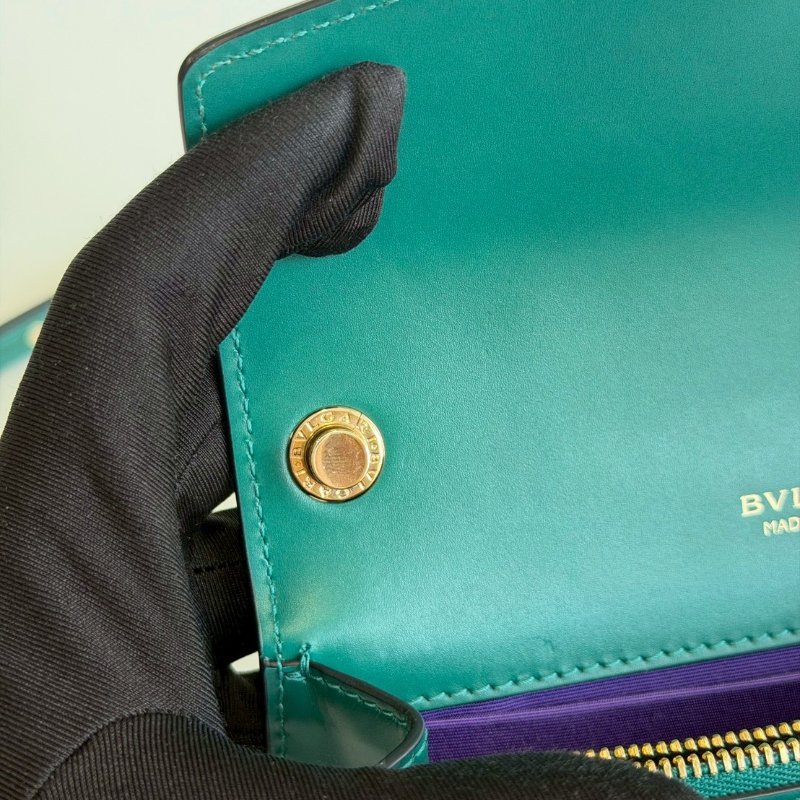 閒置新🙌🏻 Bvlgari 寶格麗 Serpenti Forever 斜揹包 綠-11