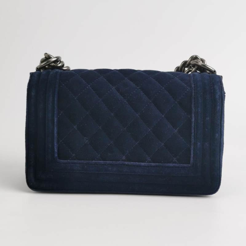 Chanel Leboy季節限定款小號羊皮絨布方形雙C鎖扣單肩包-4