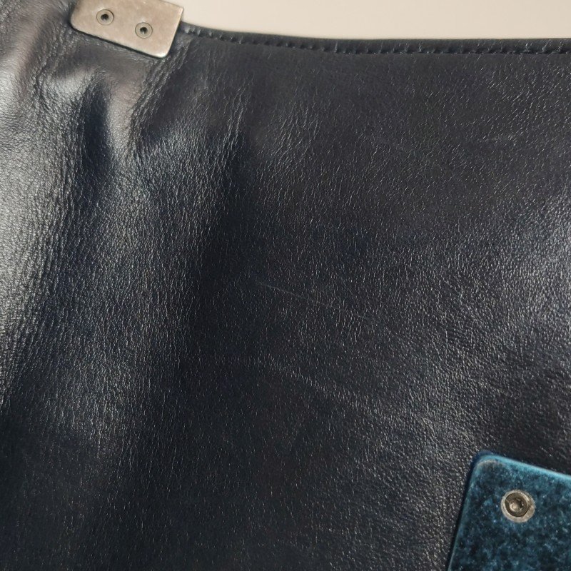 Chanel Leboy季節限定款小號羊皮絨布方形雙C鎖扣單肩包-8