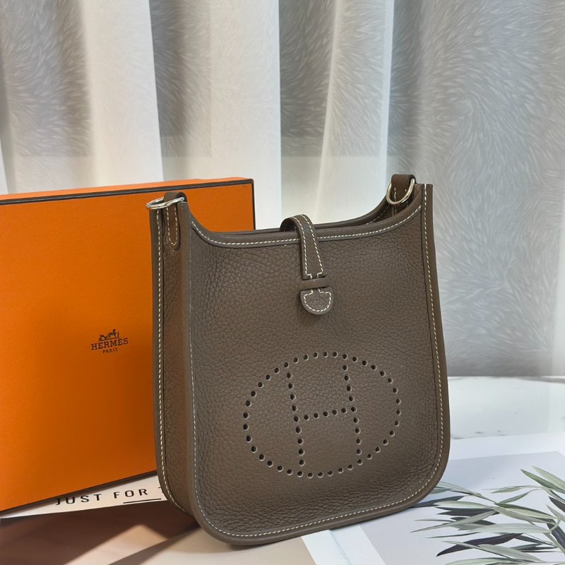 HERMES Mini evelyne - 灰銀配深藍背帶 U-3