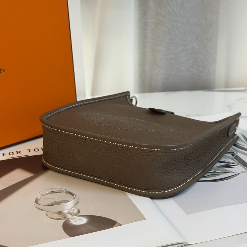 HERMES Mini evelyne - 灰銀配深藍背帶 U-6
