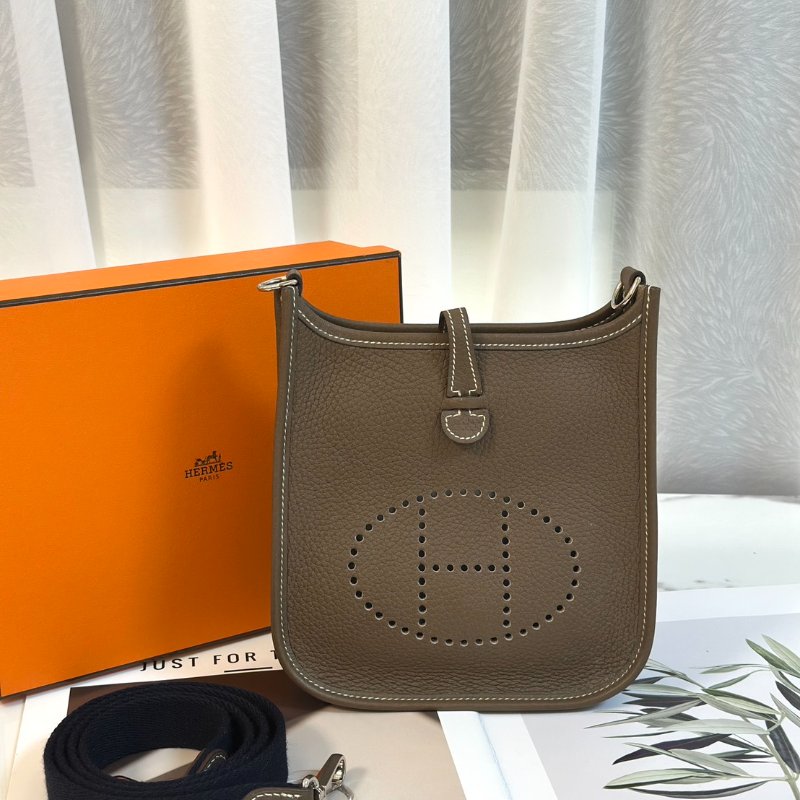 HERMES Mini evelyne - 灰銀配深藍背帶 U-7