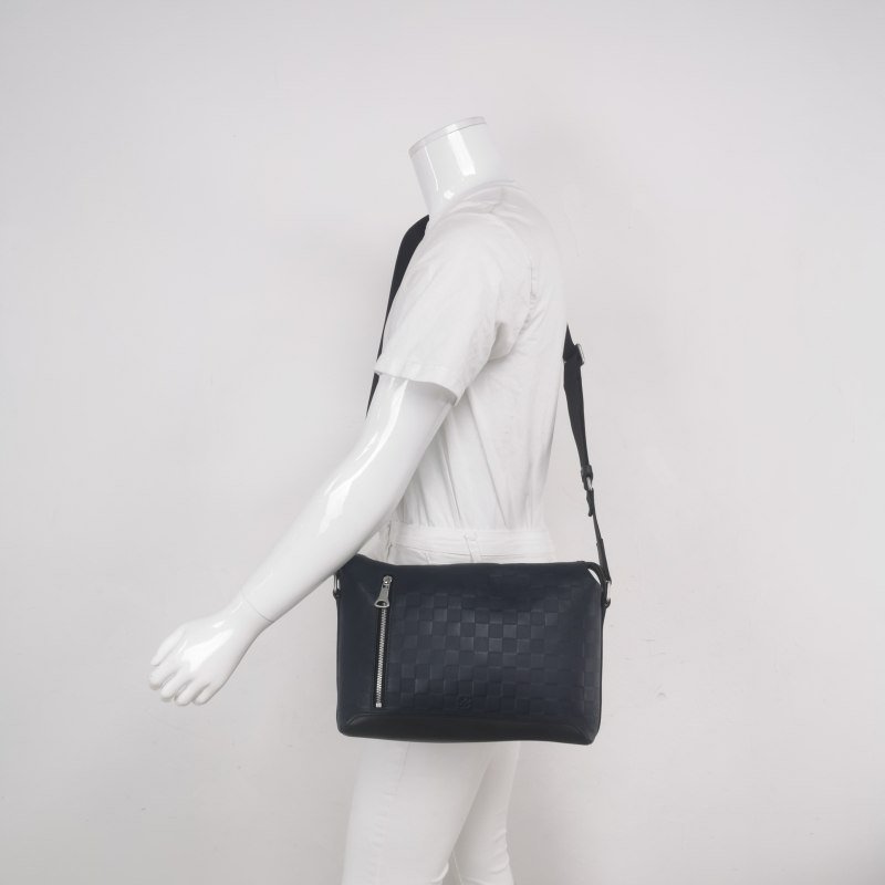 Louis Vuitton(LV)Discovery小號牛皮棋盤格斜挎包單肩包-1