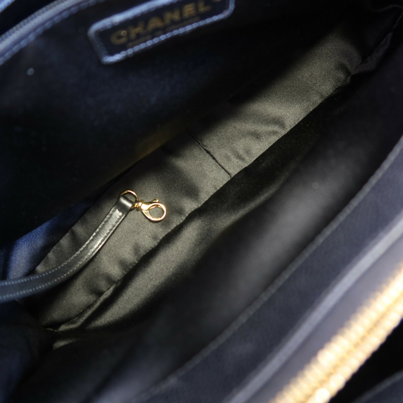 CHANEL 牛皮皮革GST Grand Shopping Tote Bag金扣鏈帶肩背袋-12