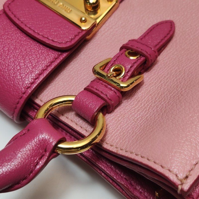 Miu Miu Madras羊皮拼色斜挎包單肩包-13