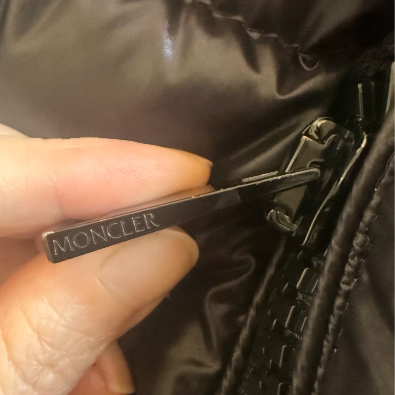 (現貨)二手Moncler suyen黑色2碼-8