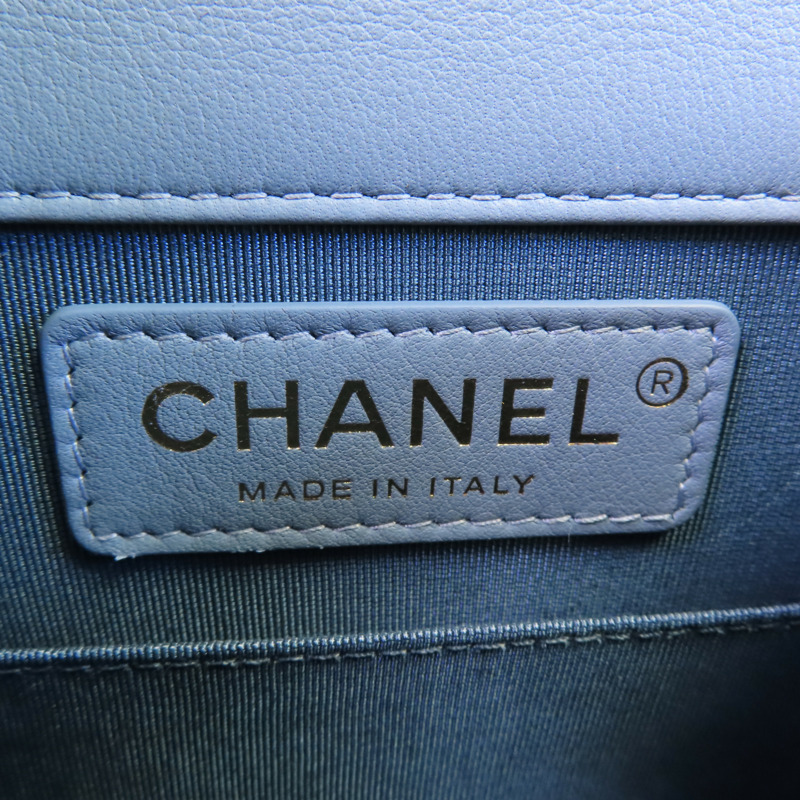 CHANEL 牛皮皮革Boy North South金扣鏈帶肩背袋-14