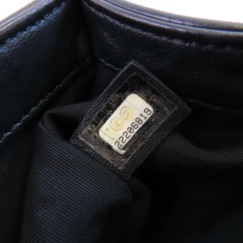 CHANEL 羊皮皮革Boy Chanel 25銀扣鏈帶肩背袋-15