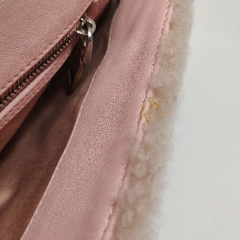 Miu Miu Miu Crystal系列羊皮毛絨珩縫鑽飾單肩包-9