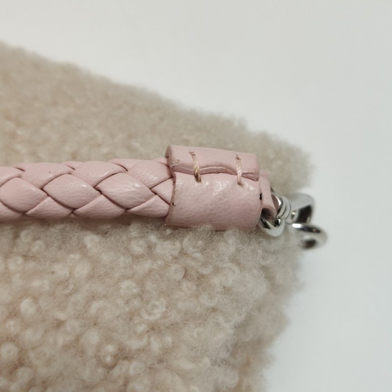 Miu Miu Miu Crystal系列羊皮毛絨珩縫鑽飾單肩包-10