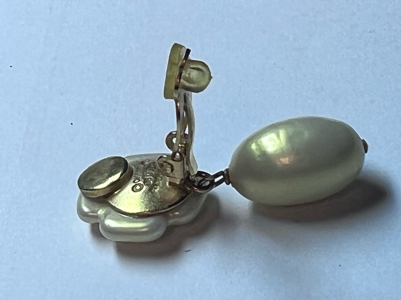 Chanel真珠耳垂墜夾耳環-4