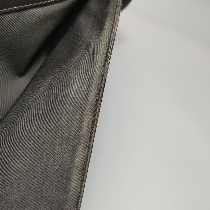 Louis Vuitton(LV)Jake牛皮棋盤格字母logo斜挎包單肩包-8